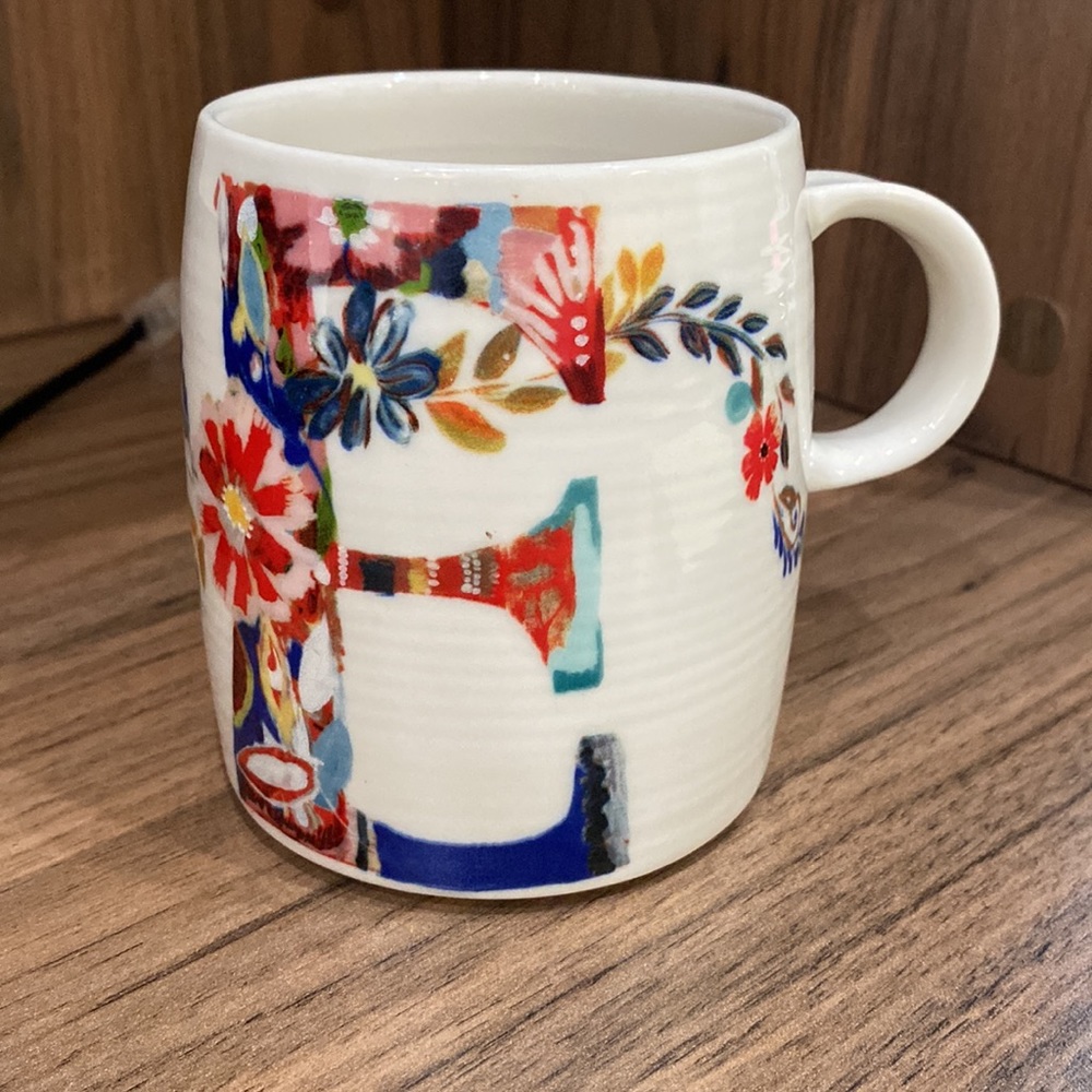 Starla Halfmann for Anthropologie E mug - Picture 1 of 5